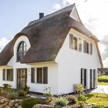 Luxushaus Bodstedt Mit Sauna Am Bodden 펜션 *