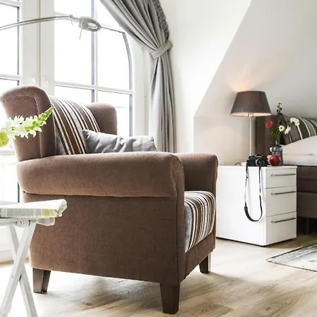 Luxushaus Bodstedt Mit Sauna Am Bodden 펜션 풀렌도르프